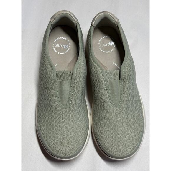 BZees Slip-On Comfort Shoes Sage Green Washable Sneakers, Stretch Knit, Size 9 - Picture 1 of 10